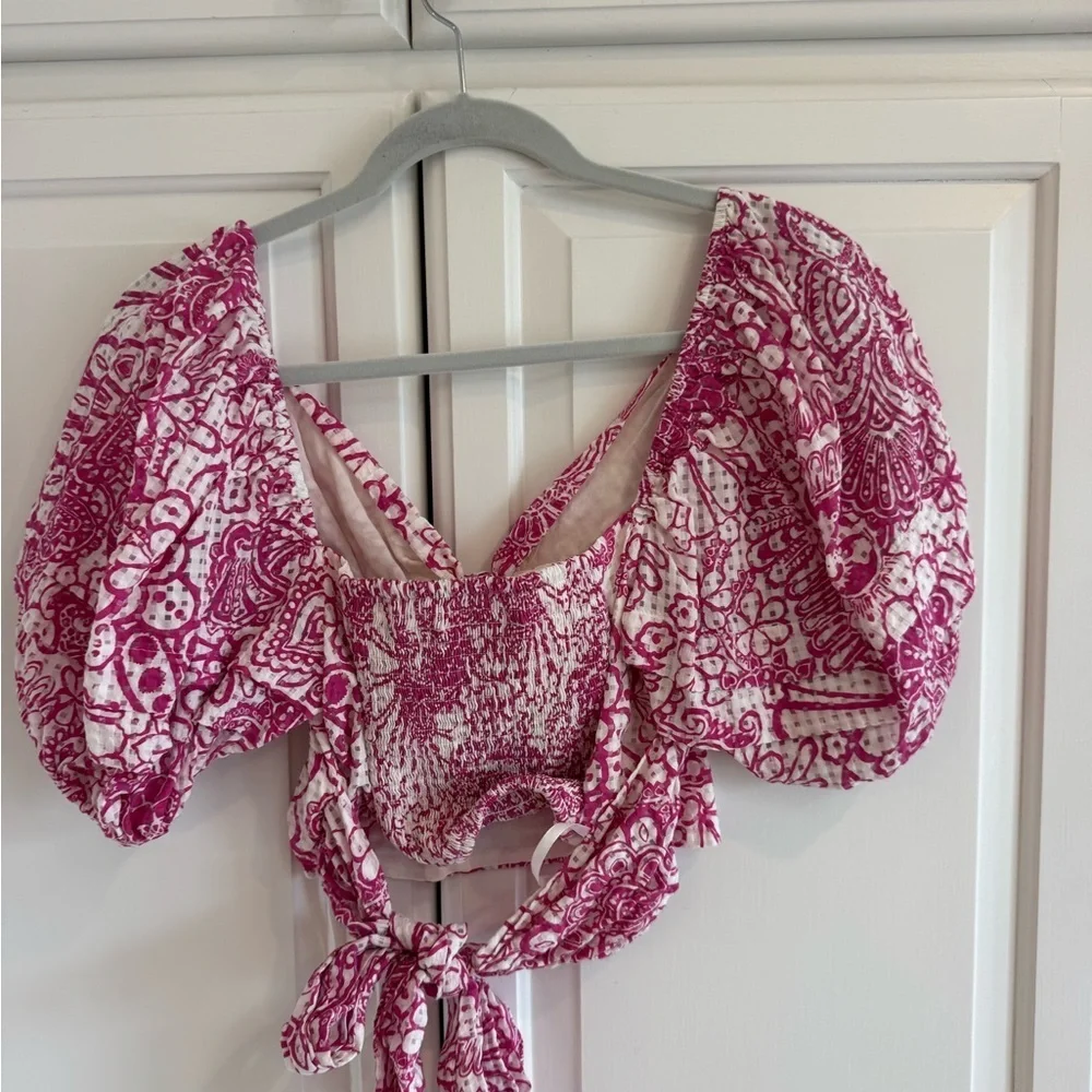 Anthropologie Pink and White Patterned Blouse
